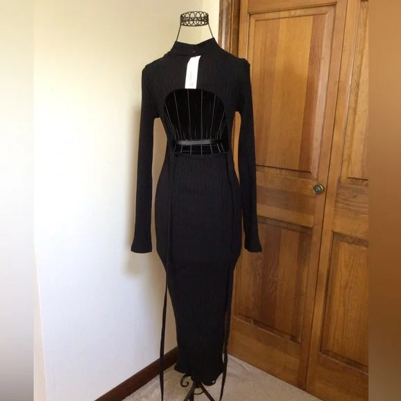 ZARA WOMAN FW23 RIBBED CUT-OUT DRESS BLACK Slit detail back Medium, new with tag - Picture 7 of 11